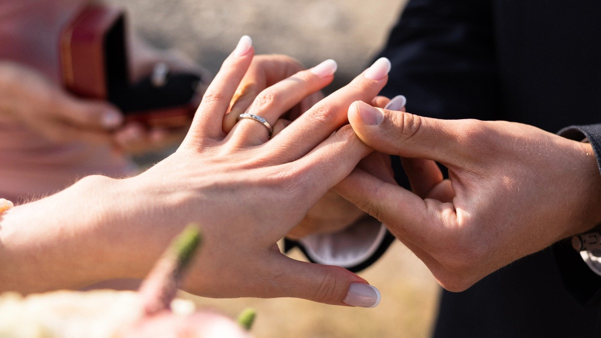Best Proposal Ideas Near Toronto: Private Flights Over Niagara Falls and Toronto